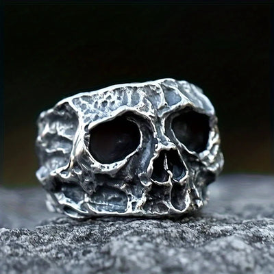 💀 Gravemind – Skull Relic Ring