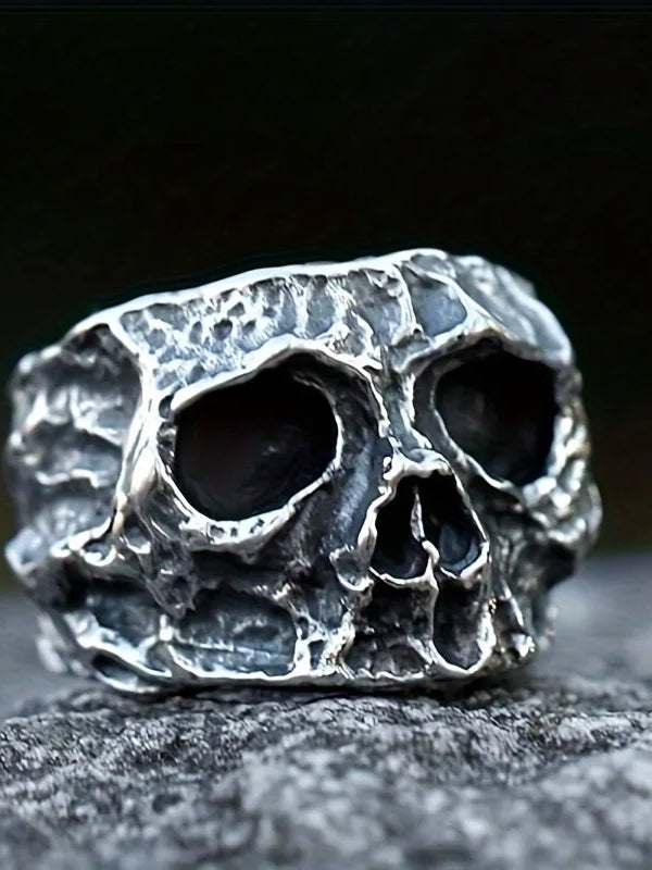 💀 Gravemind – Skull Relic Ring