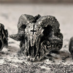🐐 Baphomet – Infernal Goat Ring